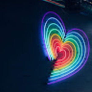 Meet your Posher, Lara